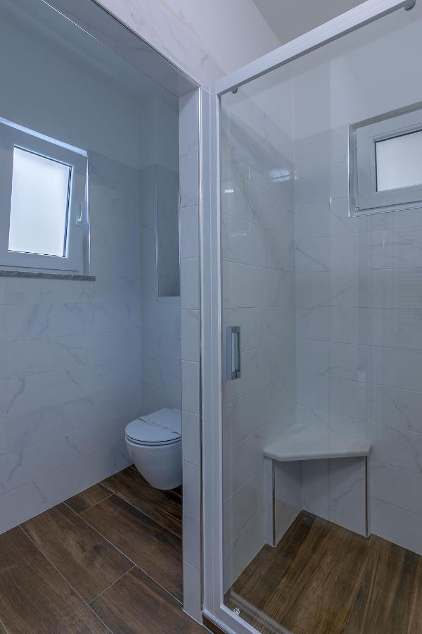 Arena Blue Dream - Modern Apartment With Terrace Pula Exterior photo